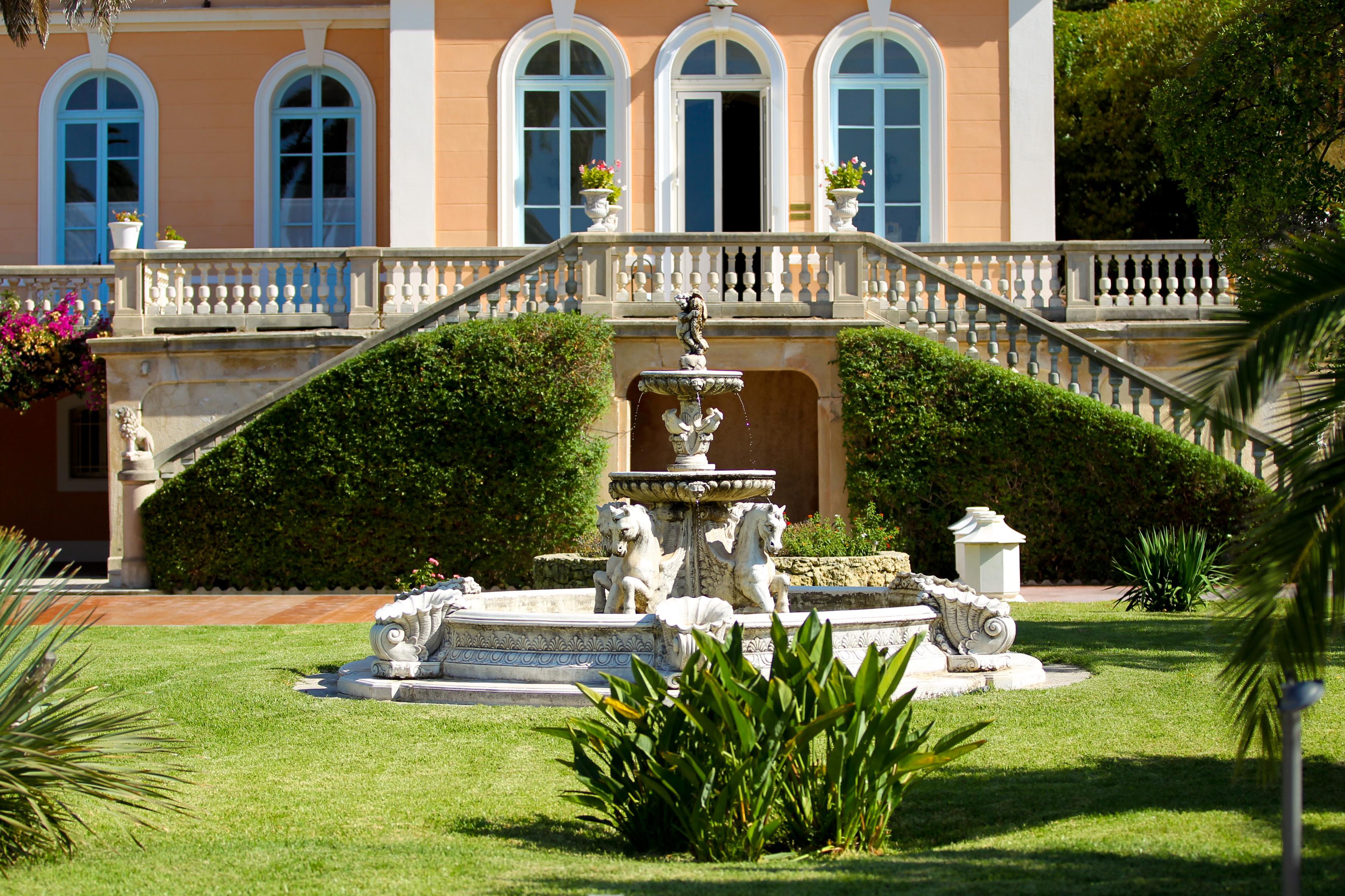 Hotel L'Orangeraie La Croix-Valmer Exterior photo